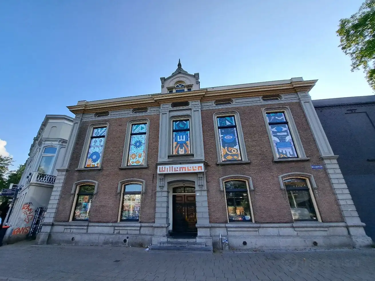 Hotels near Willemeen