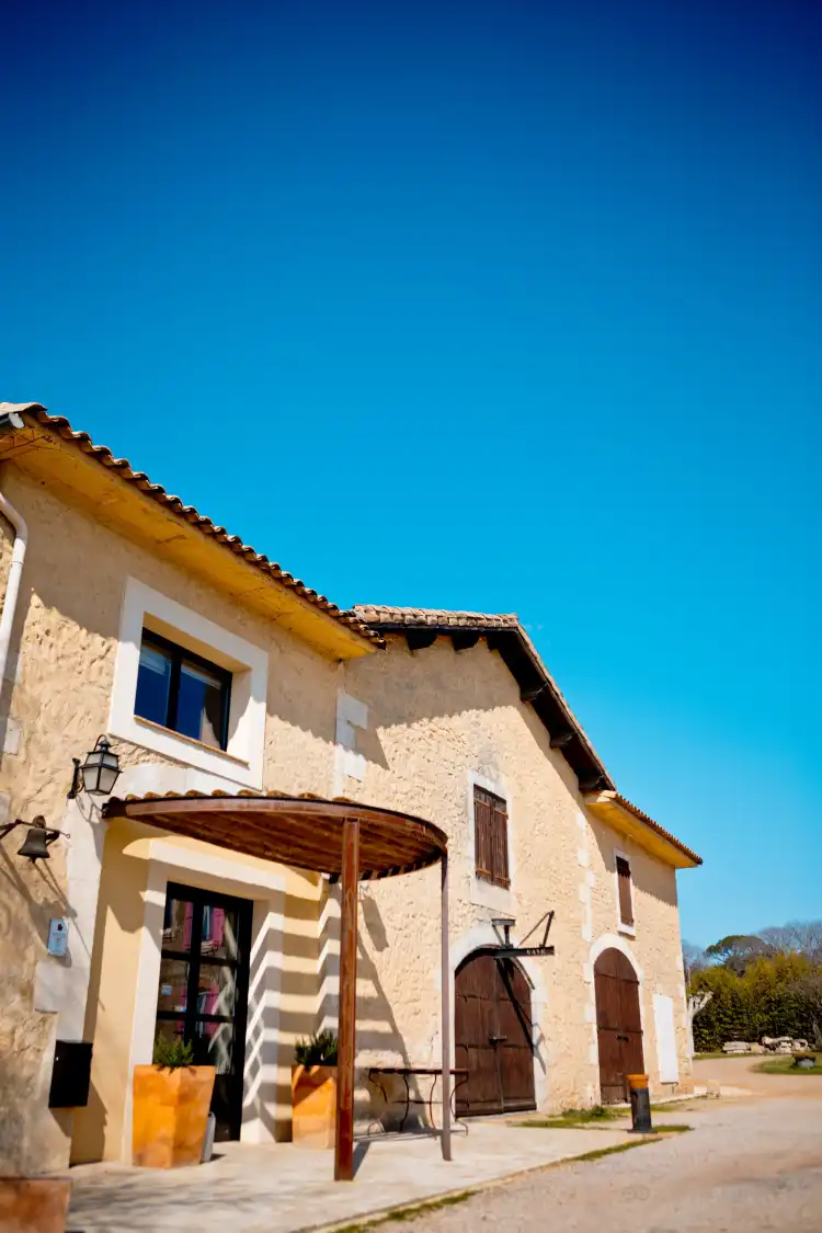 Hotels in Beauvoisin