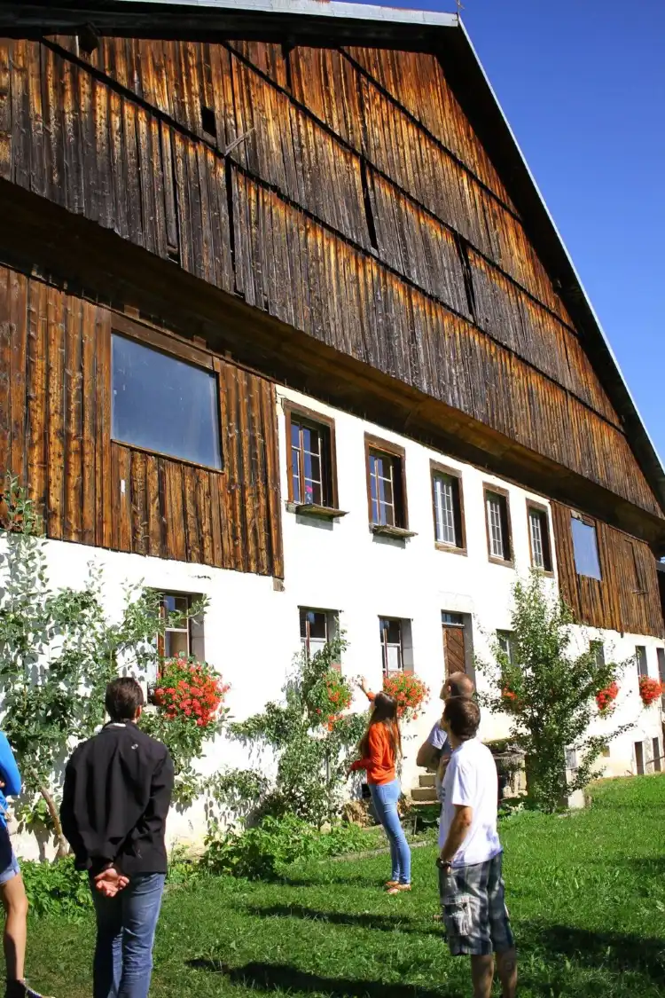 Hotels in Grand'Combe-Chateleu