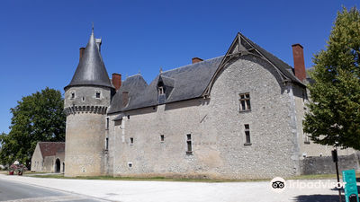 Chateau de Fougeres-sur-Bievre