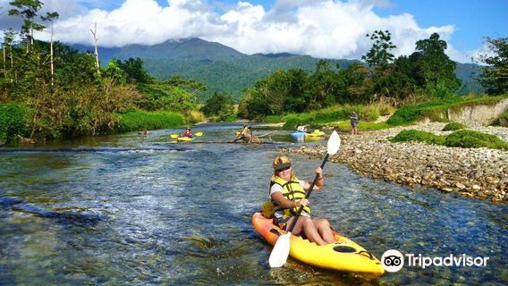 Babinda Kayaking