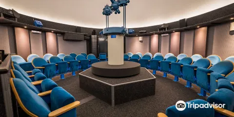 Zeiss-Planetarium und Sternwarte