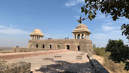 Rani Roopmati Pavillion