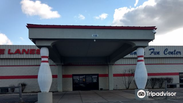 Signature Lanes/Sig's Family Restaurant/Club 300