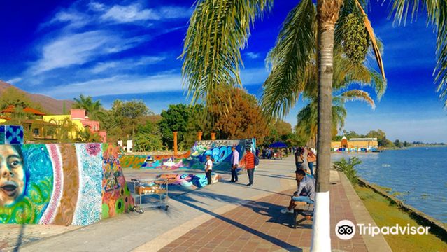 Malecón de Ajijic