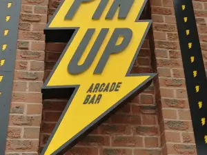 Pin Up Arcade Bar