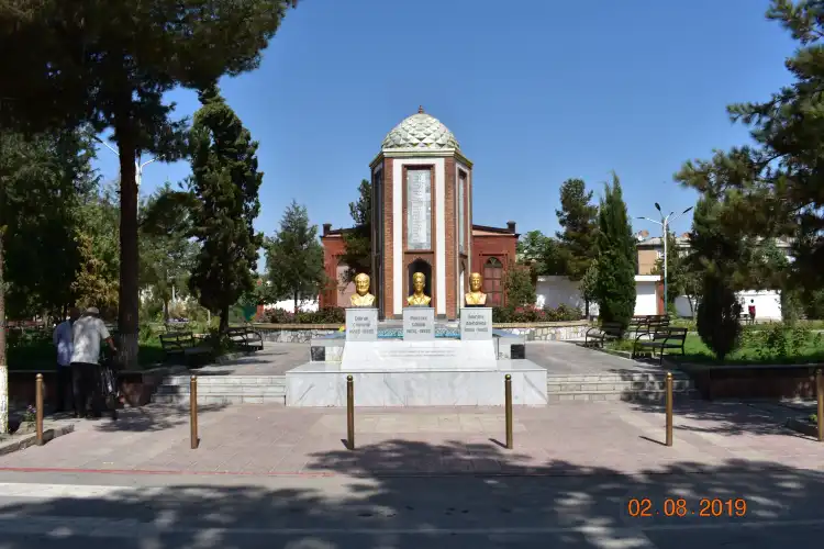 Hotel a Qurghonteppa