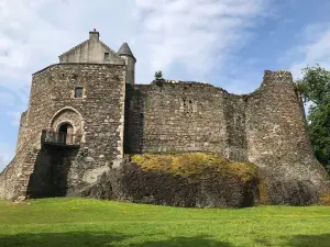 Dunstaffnage Castle and Chapel