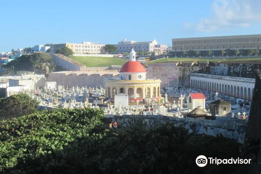 Santa Maria Magdalena De Pazzis Cemetery