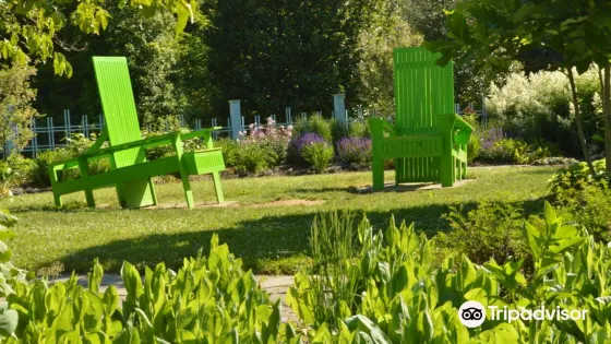 Rutgers Gardens