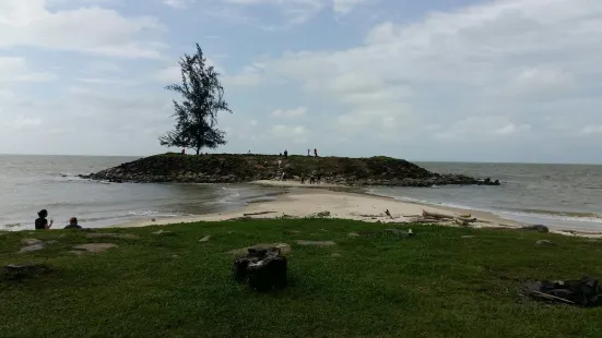 Pantai Tanjung Batu Bintulu