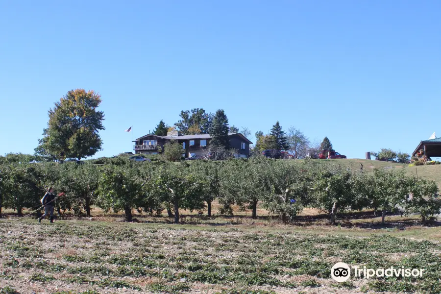 Lawrence Farms Orchards