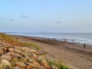 Bhuigaon Beach