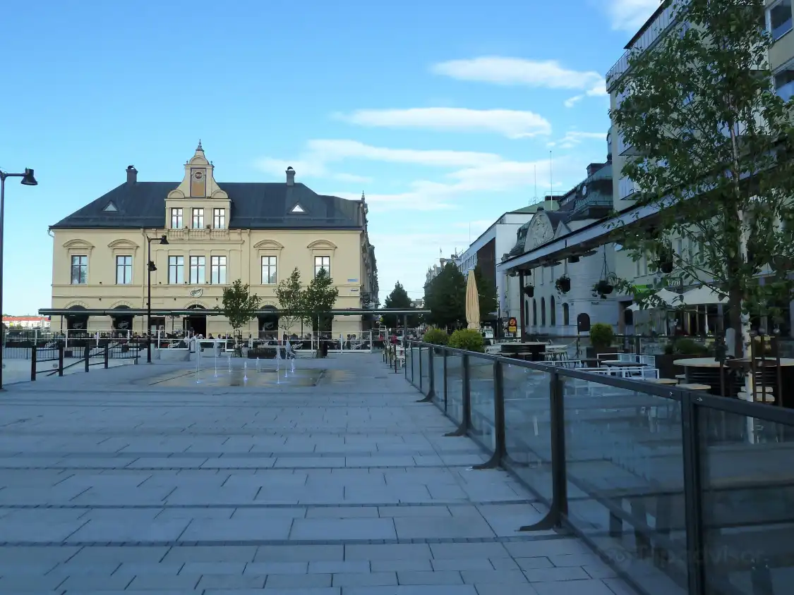 Hotels near Olof Palmes torg