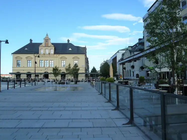 Các khách sạn gần Olof Palmes torg