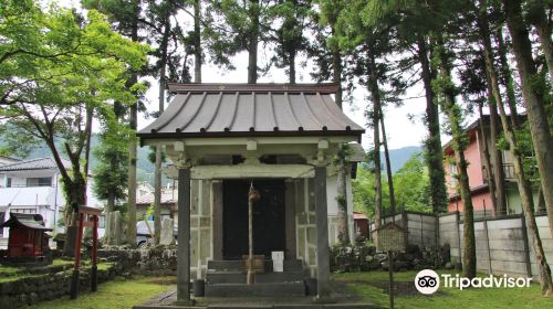 Iwasaku Shrine