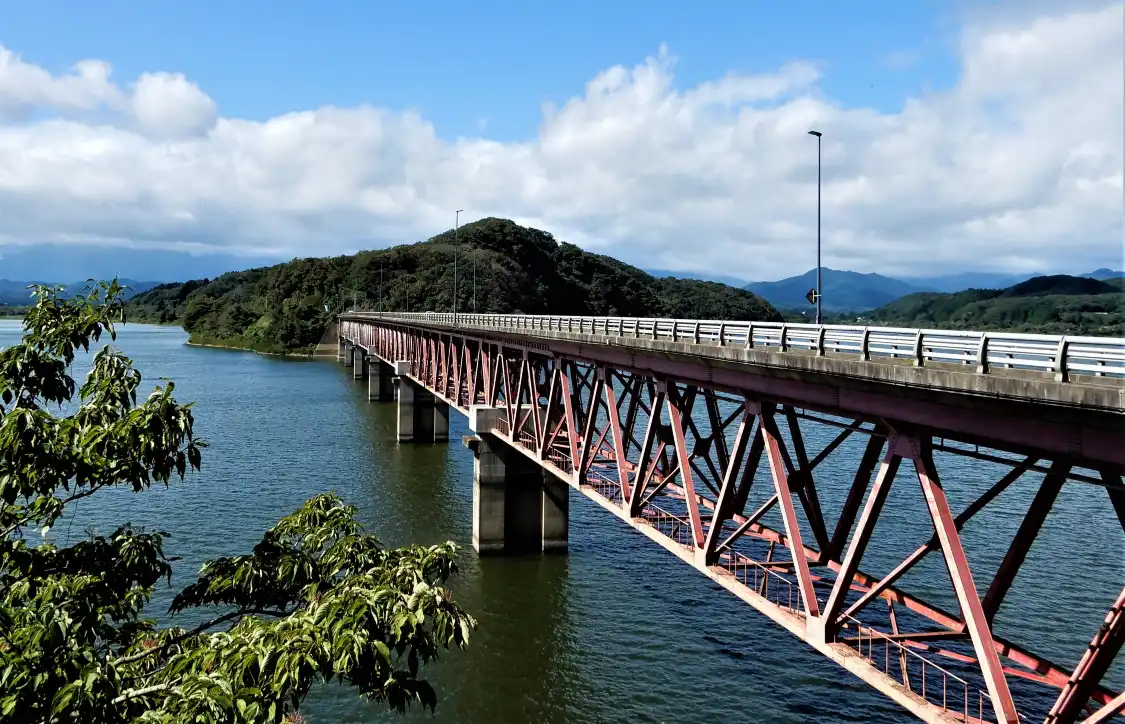 Hotels near Kamafusa Lake