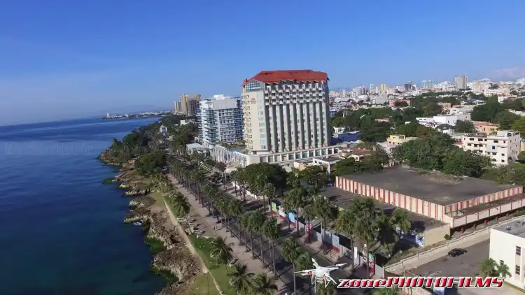 Hotels near Malecon
