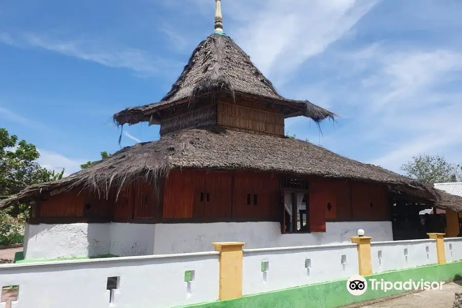 Wapauwe Kaitetu Old Mosque