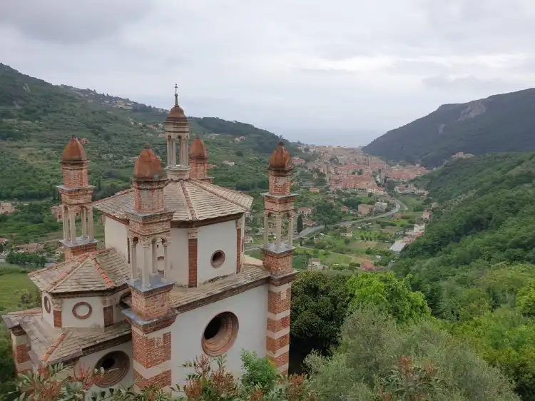 Hotels in der Nähe von Nostra Signora di Loreto o chiesa dei Cinque Campanili