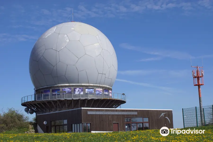 RADOM Wasserkuppe Hessens hochster Aussichtspunkt