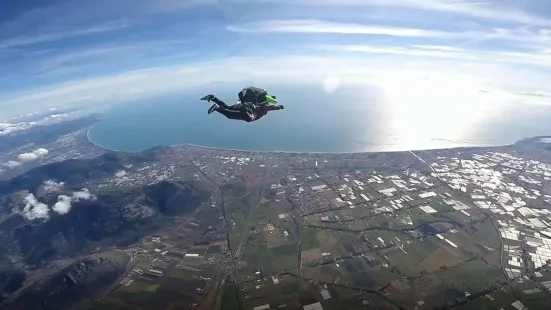 Skydive Academy - The Drop