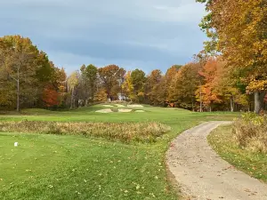 Ravines Golf Club