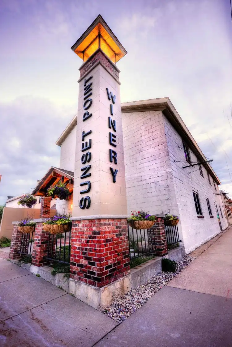 Comfort Suites Hotels in Stevens Point