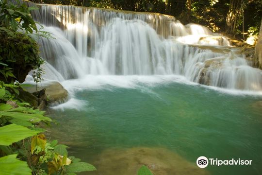 Huay Mae Khamin Waterfall