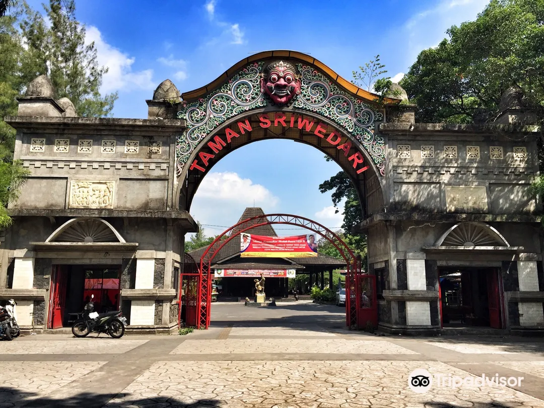 3_Taman Sriwedari Surakarta