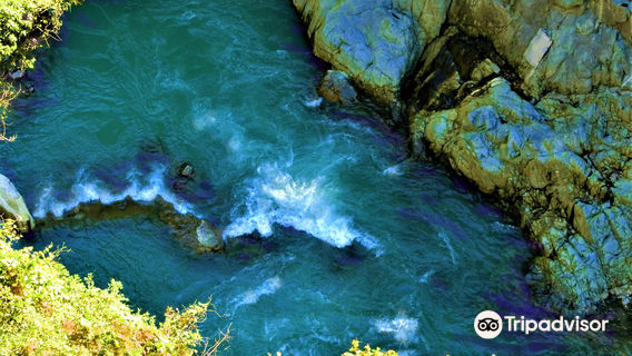 Hatonosu Canyon