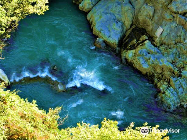 Hatonosu Canyon