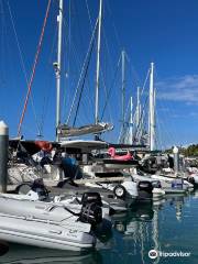 Musket Cove Yacht Club Island Bar