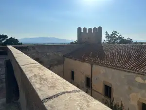 Castello di Sanluri Dei Conti Villa Santa