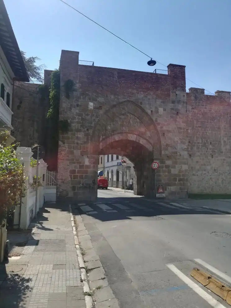 Hotel in zona Porta Calcesana
