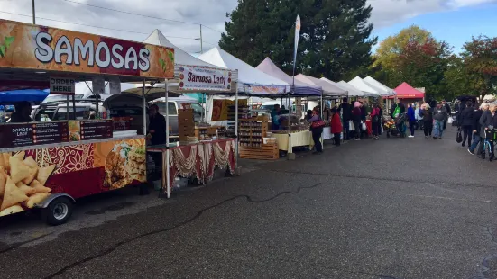 Kelowna Farmers' and Crafters' Market