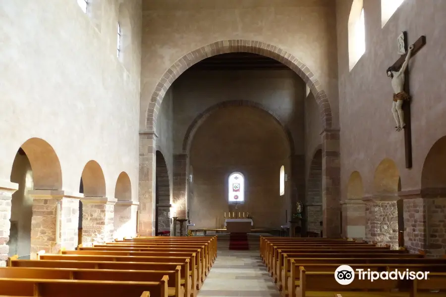 Abbatiale Saint-Trophime