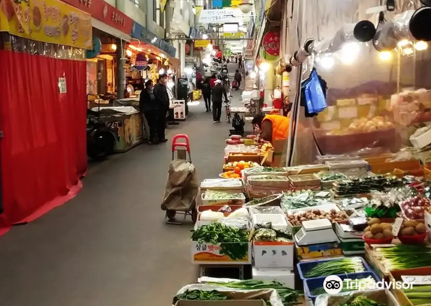 Gongneung-dong Goblin Market
