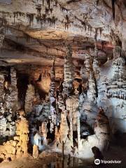 Cathedral Caverns State Park