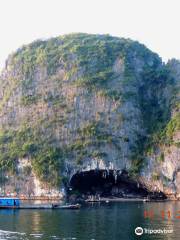 Pelican Cave (Hang Bo Nau)