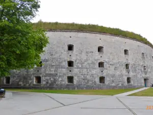 Komáromi erődrendszer - Monostori Erőd