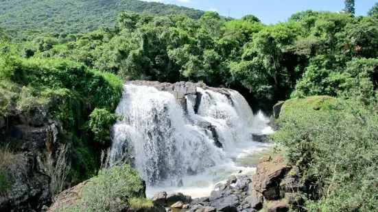 Brides' Veil Waterfall