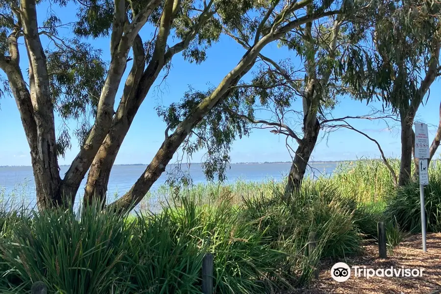 Lake Colac