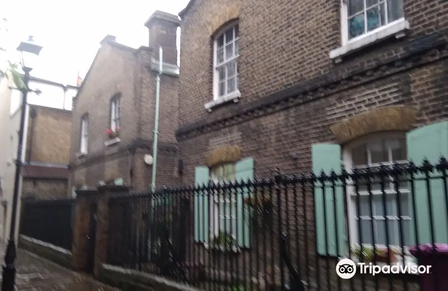 Norton Folgate Alms Houses