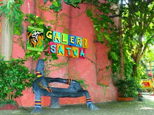 Maharani Zoo & Cave