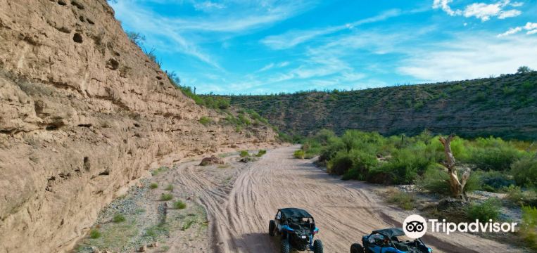 Cave Creek Travel Guide 2026: Top Attractions, Things to Do & Deals