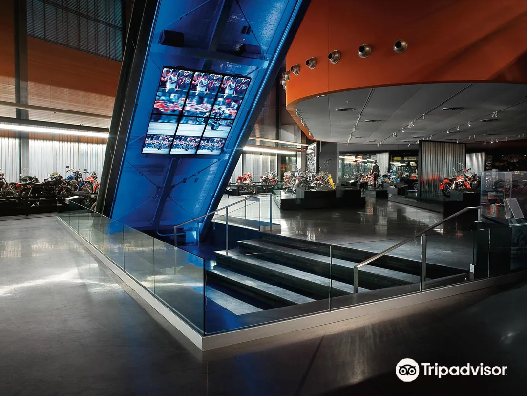2_Harley-Davidson Museum