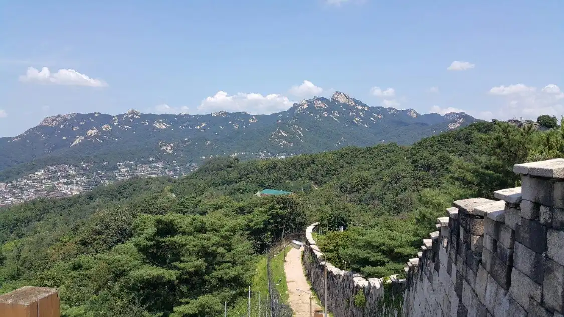 북악산 서울 성곽 주변 호텔