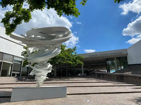 Hotels near Sprengel Museum