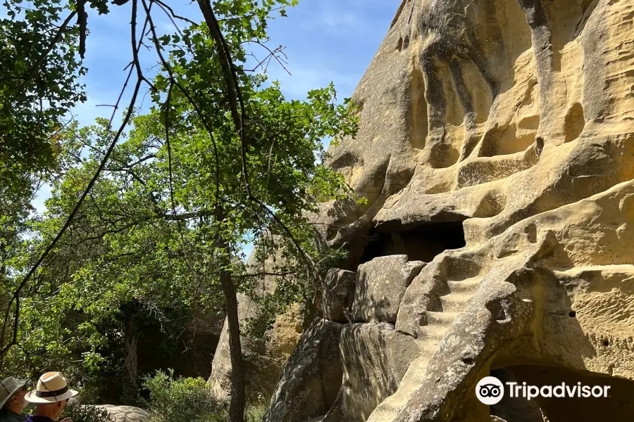 Les Grottes de Cales